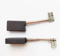 EE7132A22S perii carbune makita
